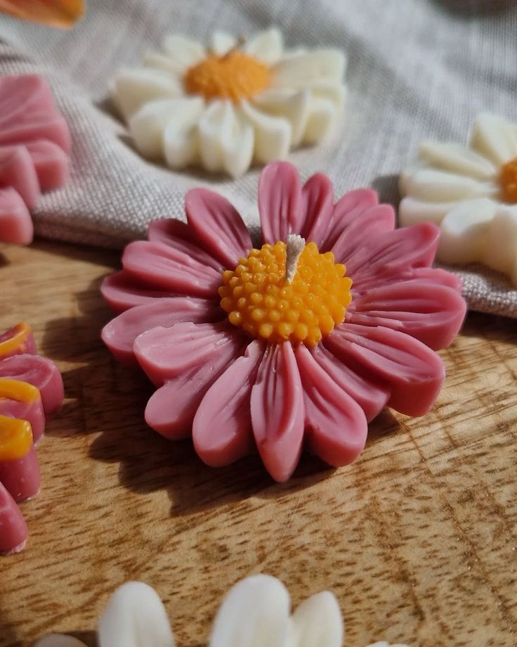 Daizy Scented Floating Candle