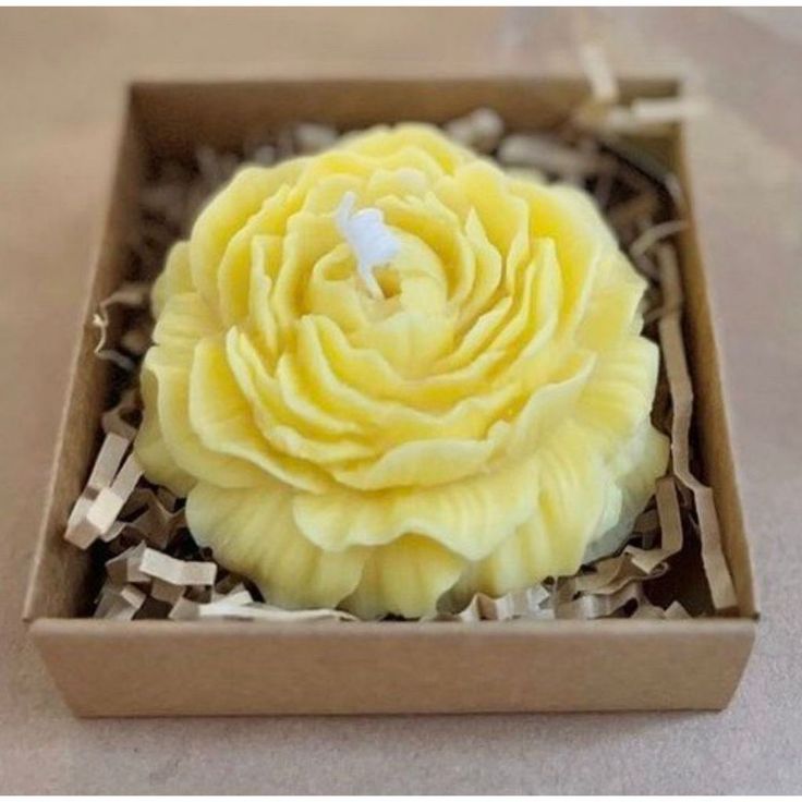 Rose Candle With Perfume